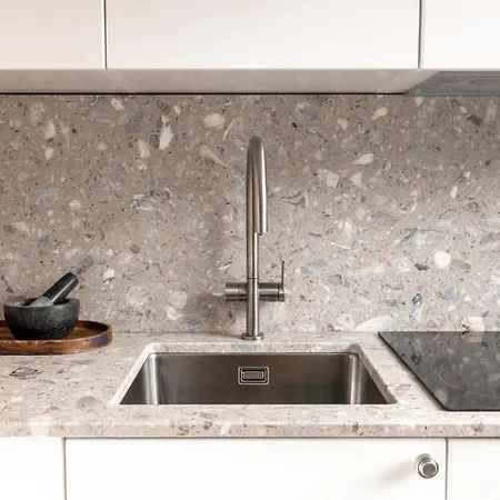 2ndhomes Modern & Cozy In The Center